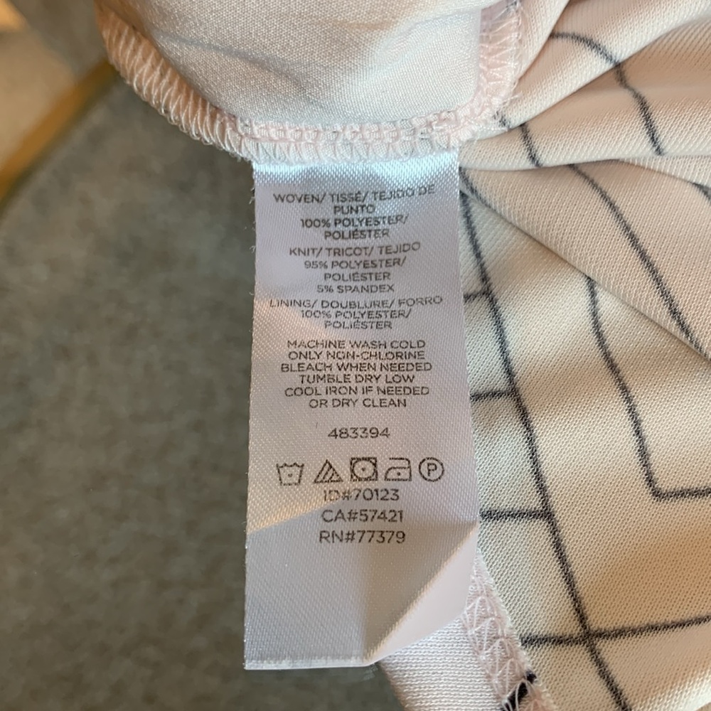 Ann Taylor Long Sleeve Top Size M - Picture 9 of 16